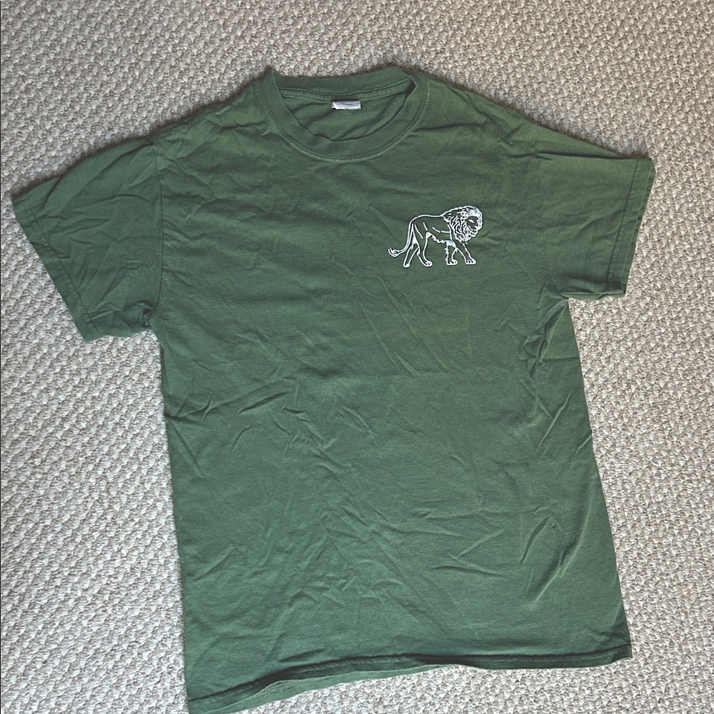 Gildan Olive Lion Graphic Tee
